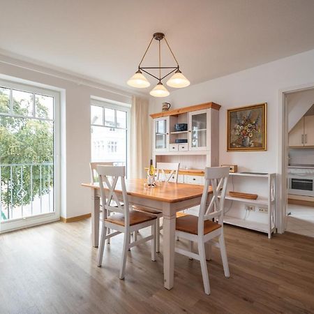 Schloss Hohenzollern - Appartement 07 塞巴特黑灵斯多夫 外观 照片